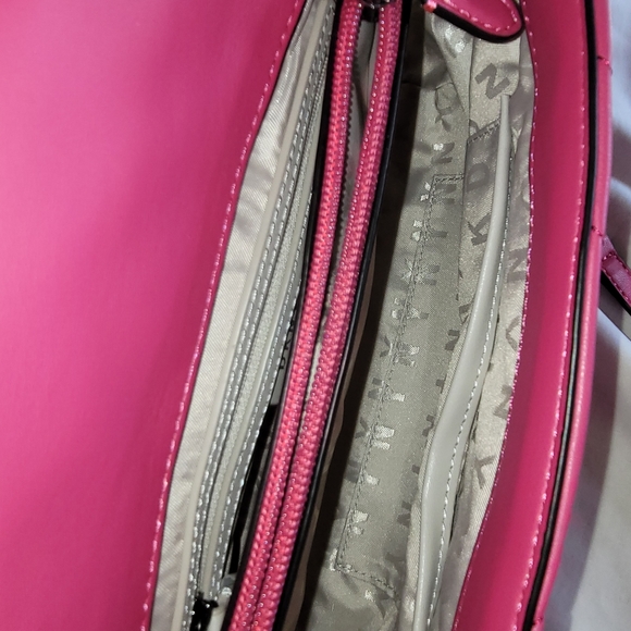 NWT Dkny Veronica LG Shoulder Bag Quilted Purse Crossbody Chain Strap - Picture 12 of 15